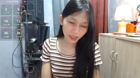 Snapshot of kc_slutmoree chatting on 22, 10, 2025 Its me Cora online show from 22, 10, 2025