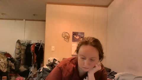 Snapshot of kcandler27 chatting on 28, 10, 2025 kcandler27 online show from 28, 10, 2025