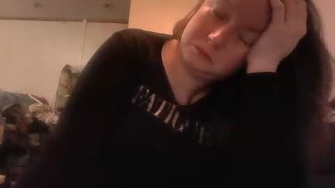 Snapshot of kcandler27 chatting on 26, 11, 2025 kcandler27 online show from 26, 11, 2025