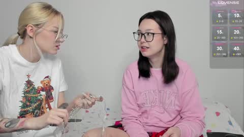 Snapshot of kebesheska chatting on 18, 12, 2024 Seb Polly Roxy Jonny online show from 18, 12, 2024