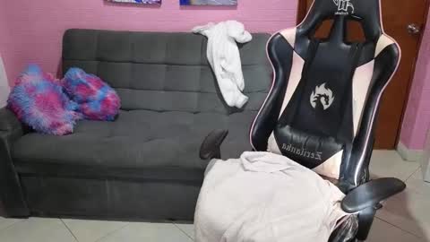 Snapshot of keeiity_moon chatting on 24, 2, 2026 keeiity_moon online show from 24, 2, 2026