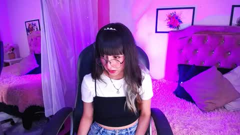 Snapshot of keiko_amane chatting on 5, 3, 2026 online show from 5, 3, 2026