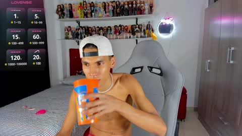 Snapshot of keindren chatting on 12, 12, 2024 pablo online show from 12, 12, 2024