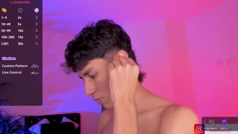 Snapshot of keiner_smith chatting on 4, 10, 2025 Alejandro Gonzalez online show from 4, 10, 2025