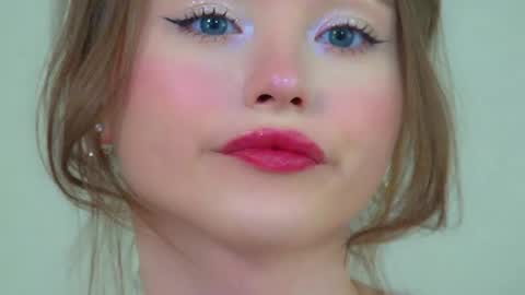 Keira online show from 9, 5, 2026