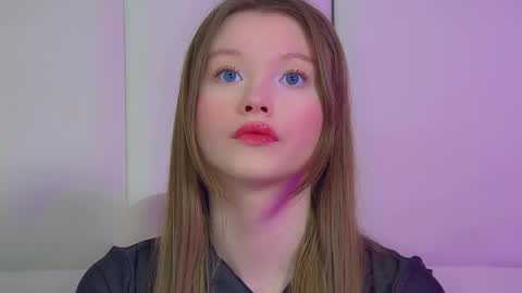 Keira online show from 12, 5, 2026