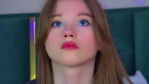 Keira online show from 27, 5, 2026