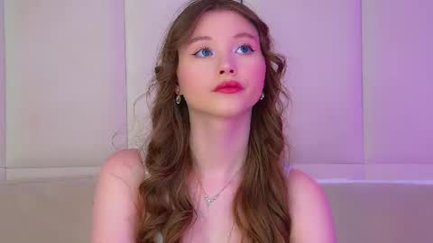 Keira online show from 29, 6, 2026