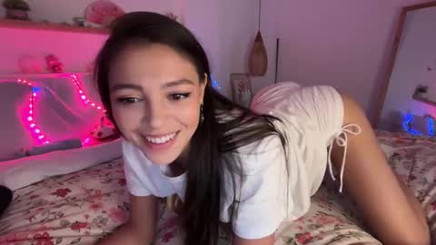 Snapshot of keirasworld chatting on 3, 11, 2025 keira online show from 3, 11, 2025