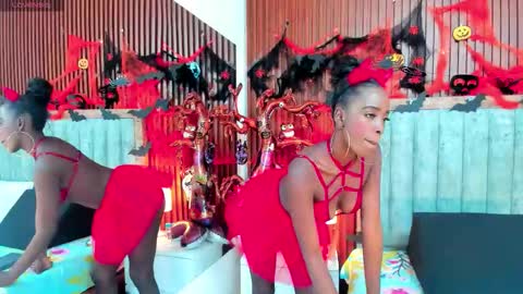 Snapshot of keisha_collins_ chatting on 31, 10, 2025 Keisha online show from 31, 10, 2025