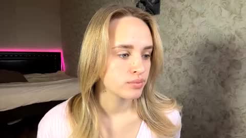 Sylvia online show from 21, 11, 2025