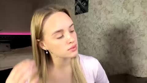 Sylvia online show from 24, 11, 2025