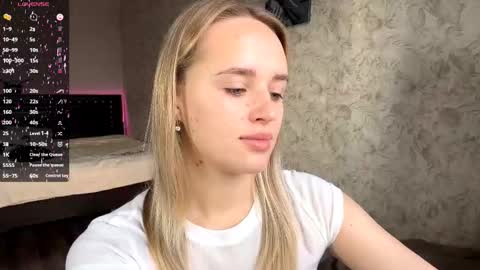 Sylvia online show from 28, 11, 2025