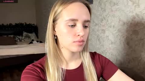 Sylvia online show from 5, 12, 2025