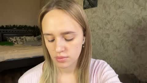 Sylvia online show from 21, 12, 2025