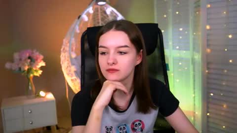 kelliebanshe online show from 9, 5, 2026