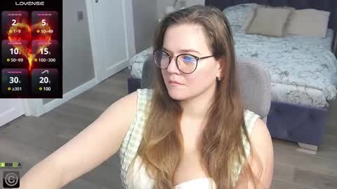 Snapshot of kellielowie chatting on 26, 2, 2025 kellielowie online show from 26, 2, 2025