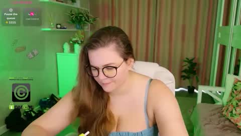 kellielowie online show from 13, 3, 2026