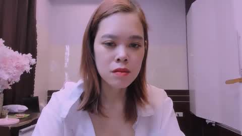 Snapshot of kelly_baby2005 chatting on 6, 4, 2026 Kelly online show from 6, 4, 2026