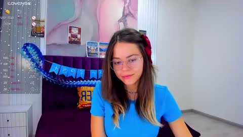 Snapshot of kelly_cuutie chatting on 25, 9, 2025 Kelly online show from 25, 9, 2025