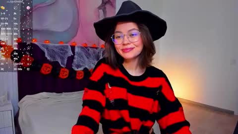 Snapshot of kelly_cuutie chatting on 24, 10, 2025 Kelly online show from 24, 10, 2025