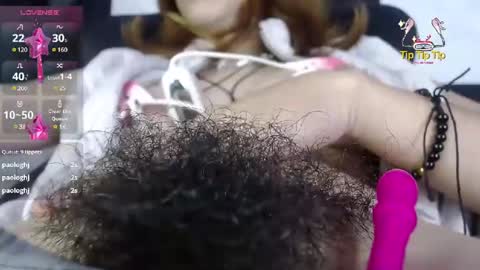 Snapshot of kelly_queenpussy chatting on 31, 12, 2024 KEY online show from 31, 12, 2024