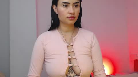 elena online show from 19, 2, 2025