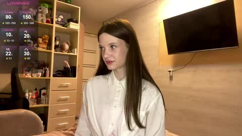 my name Knop pls follow me online show from 18, 3, 2026