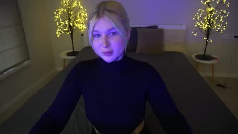 Kelly online show from 28, 9, 2025