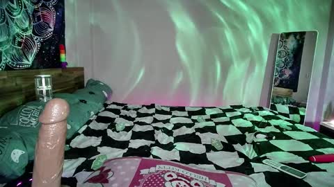 Kelly online show from 2, 12, 2024