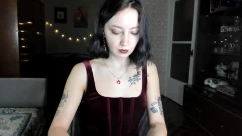 Snapshot of kellydark0111 chatting on 24, 1, 2025 Mistress  online show from 24, 1, 2025