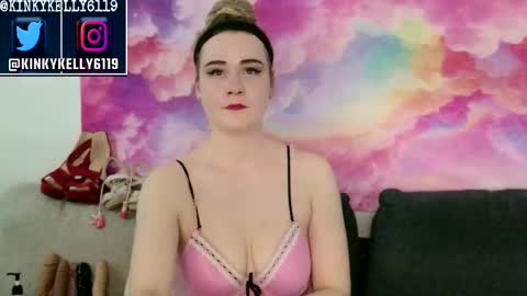 Snapshot of kellylynn76 chatting on 10, 9, 2025 kellylynn76 online show from 10, 9, 2025