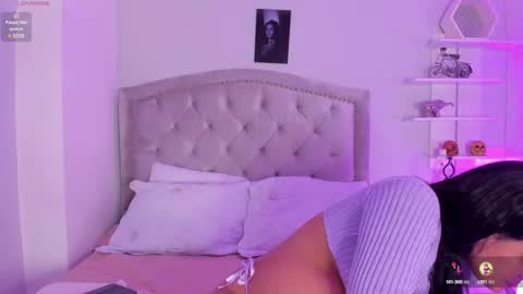 Snapshot of kellymillian_ chatting on 8, 1, 2025 kellyMillian  online show from 8, 1, 2025