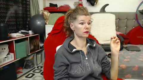 kelly online show from 27, 12, 2024