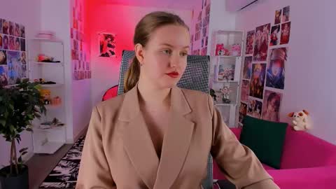 kelly online show from 3, 10, 2025