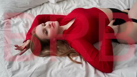 Snapshot of kellypoter chatting on 6, 11, 2025 kelly online show from 6, 11, 2025