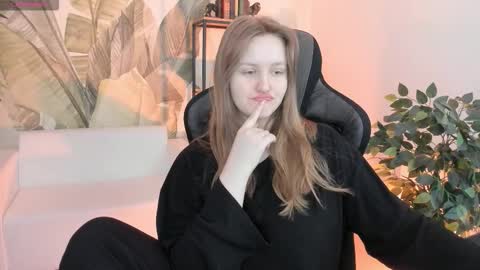 Snapshot of kellypoter chatting on 20, 12, 2025 kelly online show from 20, 12, 2025