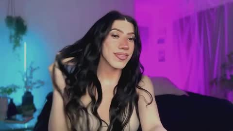 Kelsi  online show from 23, 5, 2026