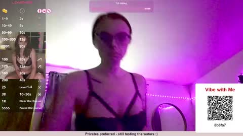 Snapshot of kelzhelz chatting on 8, 2, 2025 Helen online show from 8, 2, 2025