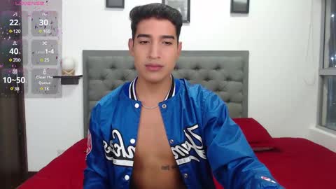 Snapshot of ken_blaker chatting on 28, 12, 2024 ken_blaker online show from 28, 12, 2024
