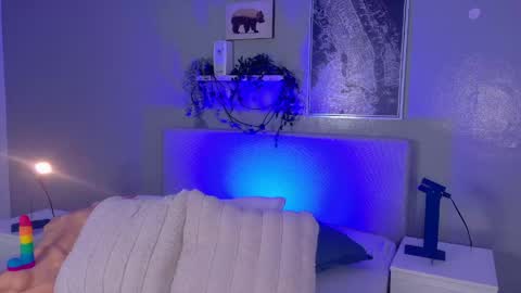   online show from 10, 5, 2026