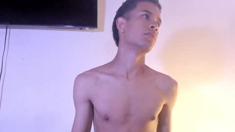 Snapshot of ken_rivera chatting on 2, 2, 2025 Julian Rivera   online show from 2, 2, 2025