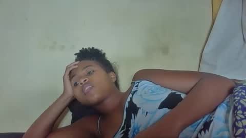 Snapshot of kenchy93 chatting on 27, 10, 2025 Kenchy online show from 27, 10, 2025