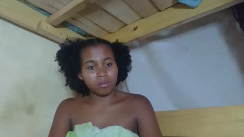 Snapshot of kenchy93 chatting on 29, 10, 2025 Kenchy online show from 29, 10, 2025