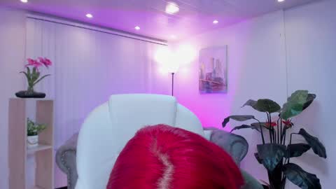 Kendall Jenner online show from 13, 2, 2025