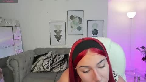 Kendall Jenner online show from 18, 2, 2025