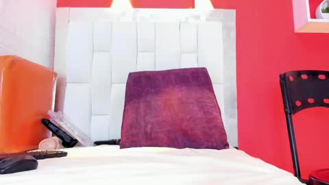 kendal_hot69_ online show from 11, 5, 2026