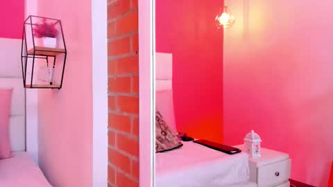 Camila online show from 3, 10, 2025