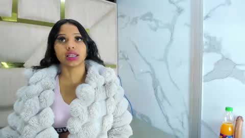 kendall69__ online show from 4, 11, 2025