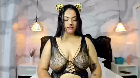 Snapshot of kendall_curves chatting on 19, 2, 2026 Kendall no Jenner online show from 19, 2, 2026